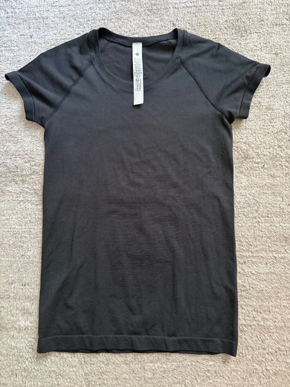 lululemon athletica Black Short Sleeve Tee